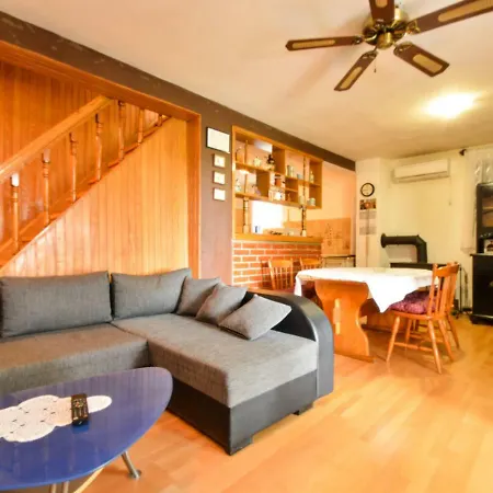 Holiday Kate Holiday home Mrljane
